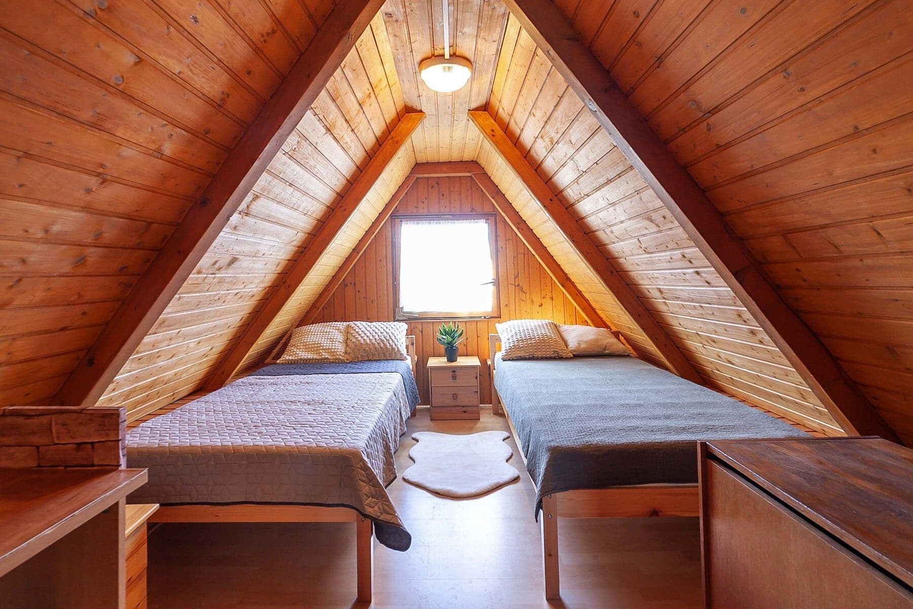 Prodej chaty, chalupy 126 m², pozemek 429 m², Rabyně, Středočeský kraj Prodej chaty, chalupy 126 m², pozemek 429 m², Rabyně, Středočeský kraj
