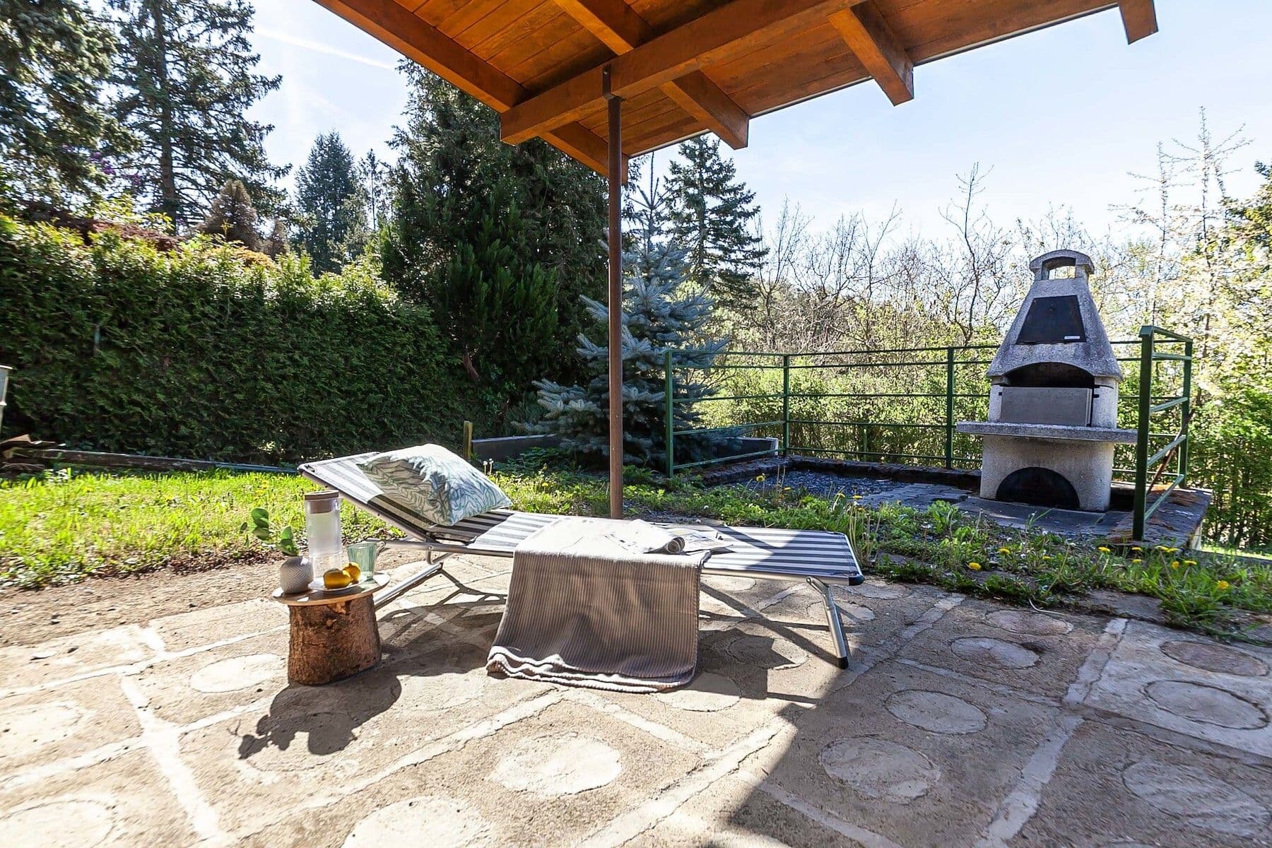 Prodej chaty, chalupy 126 m², pozemek 429 m², Rabyně, Středočeský kraj Prodej chaty, chalupy 126 m², pozemek 429 m², Rabyně, Středočeský kraj