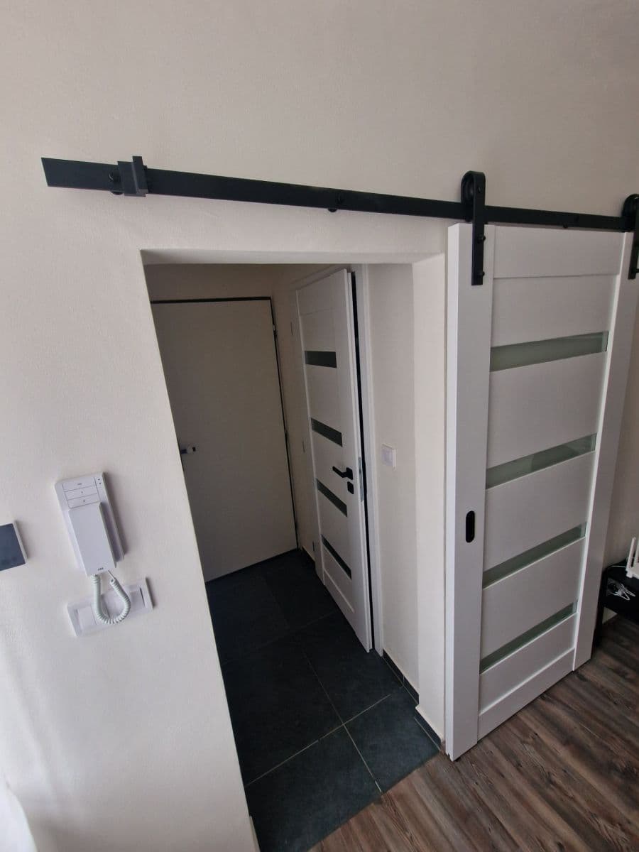 Pronájem bytu 1+kk 20 m², Havlíčkova, Jihlava, Kraj Vysočina Pronájem bytu 1+kk 20 m², Havlíčkova, Jihlava, Kraj Vysočina