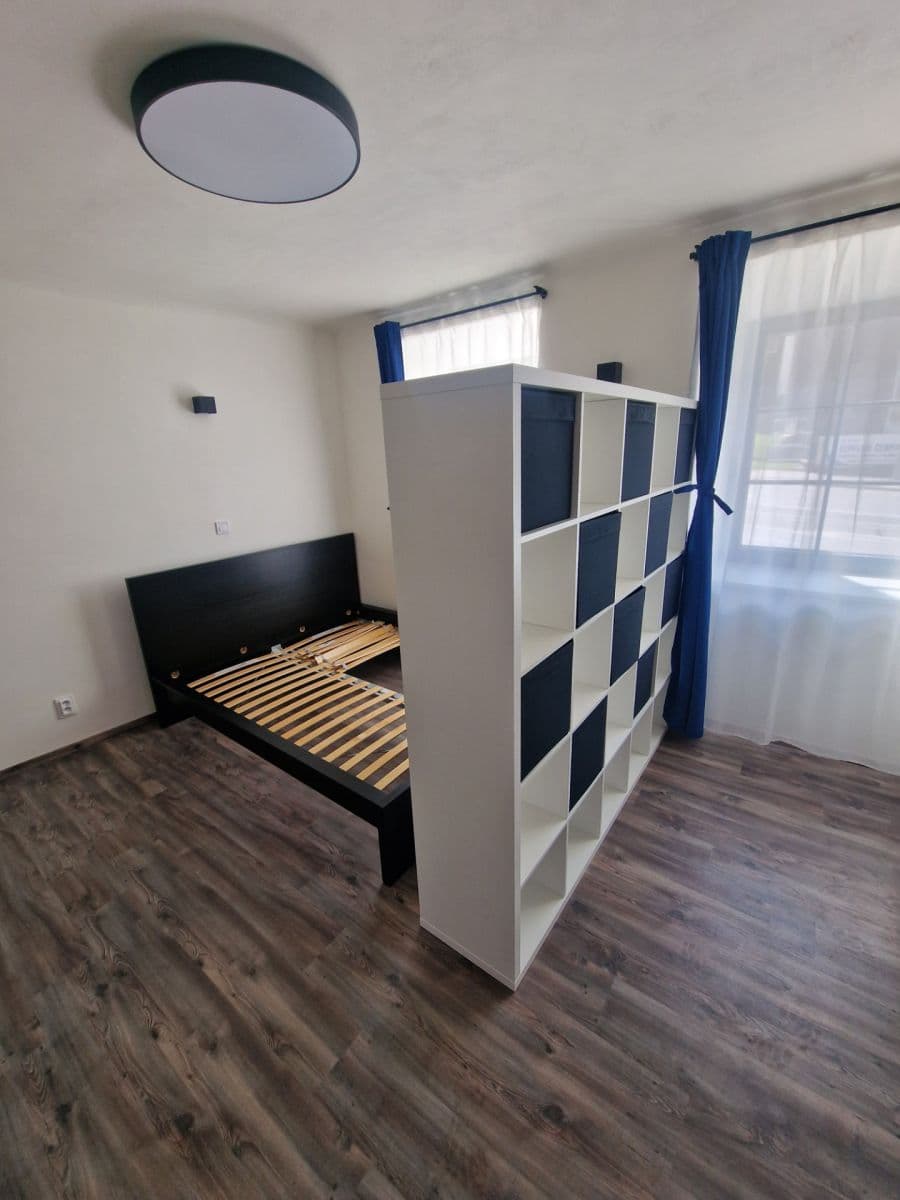 Pronájem bytu 1+kk 20 m², Havlíčkova, Jihlava, Kraj Vysočina Pronájem bytu 1+kk 20 m², Havlíčkova, Jihlava, Kraj Vysočina