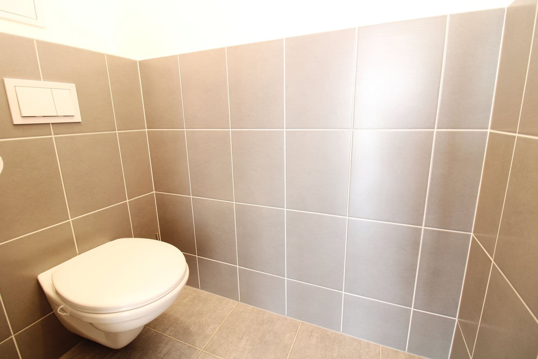 Pronájem bytu 2+kk 52 m², Jaroslava Holečka, Kladno, Středočeský kraj Pronájem bytu 2+kk 52 m², Jaroslava Holečka, Kladno, Středočeský kraj