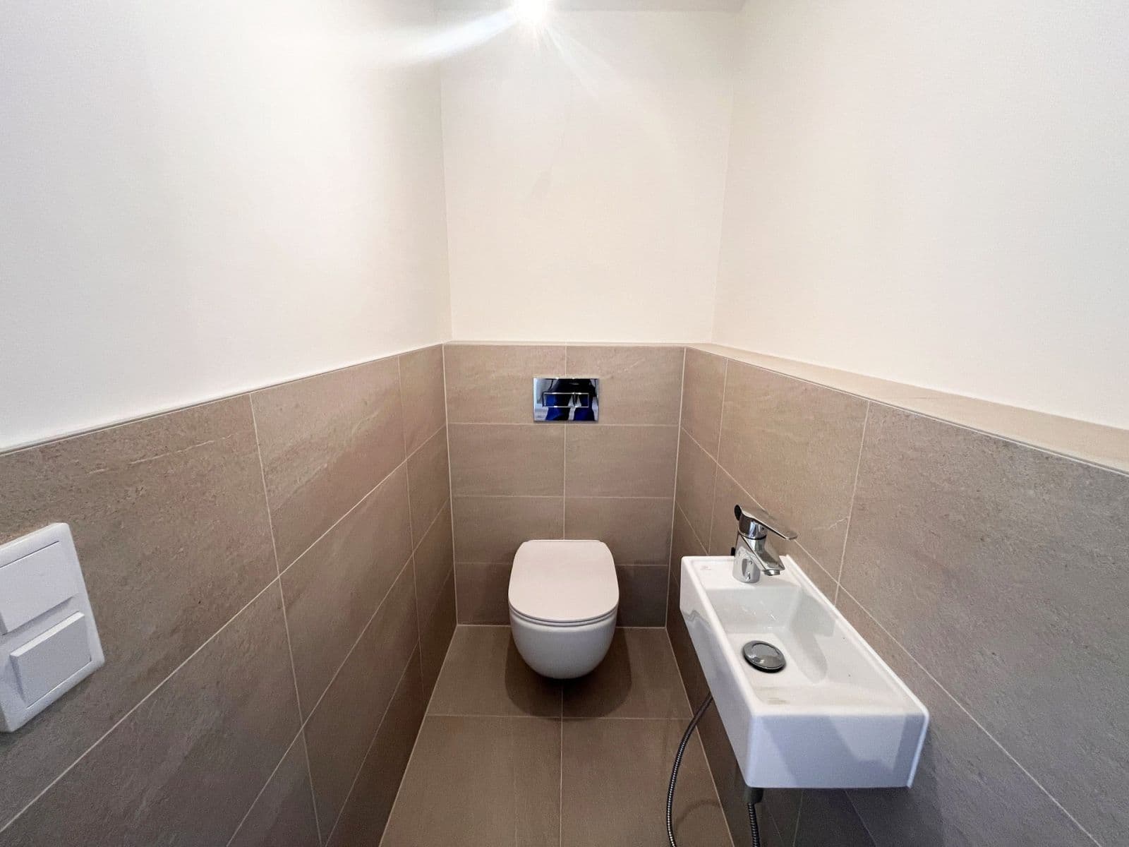 Pronájem bytu 3+kk 72 m², Hodkovická, Praha, Praha Pronájem bytu 3+kk 72 m², Hodkovická, Praha, Praha