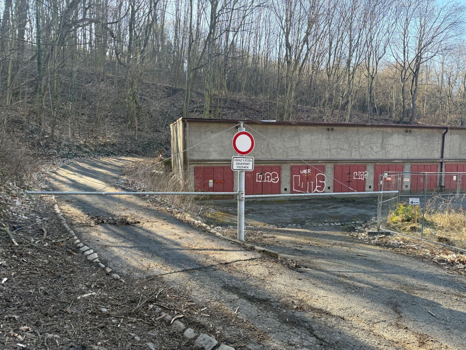 Pronájem garáže 17 m², U Blaženky, Praha, Praha Pronájem garáže 17 m², U Blaženky, Praha, Praha