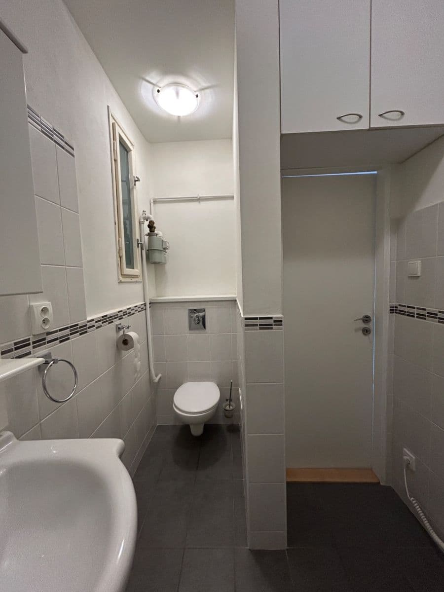 Pronájem bytu 2+1 34 m², Petrohradská, Praha, Praha Pronájem bytu 2+1 34 m², Petrohradská, Praha, Praha