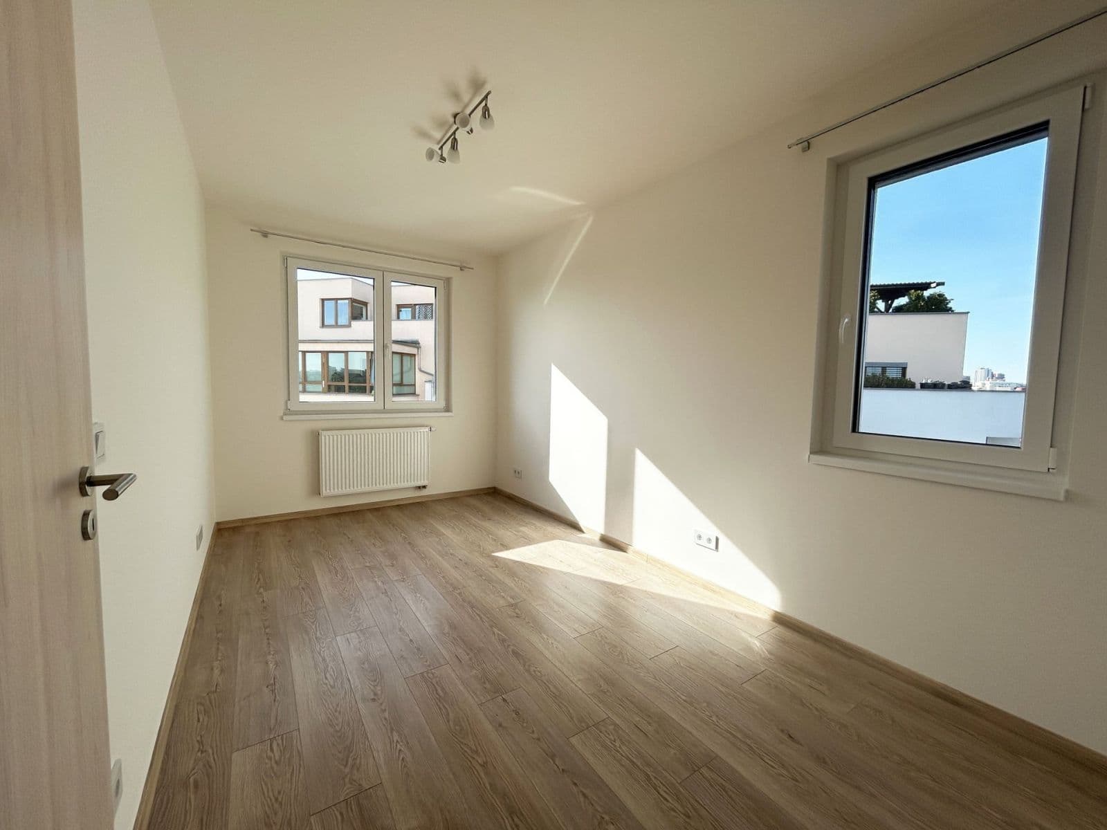 Pronájem bytu 3+kk 72 m², Strančická, Praha, Praha Pronájem bytu 3+kk 72 m², Strančická, Praha, Praha