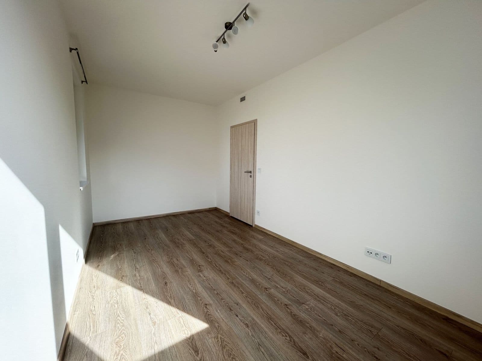 Pronájem bytu 3+kk 72 m², Strančická, Praha, Praha Pronájem bytu 3+kk 72 m², Strančická, Praha, Praha