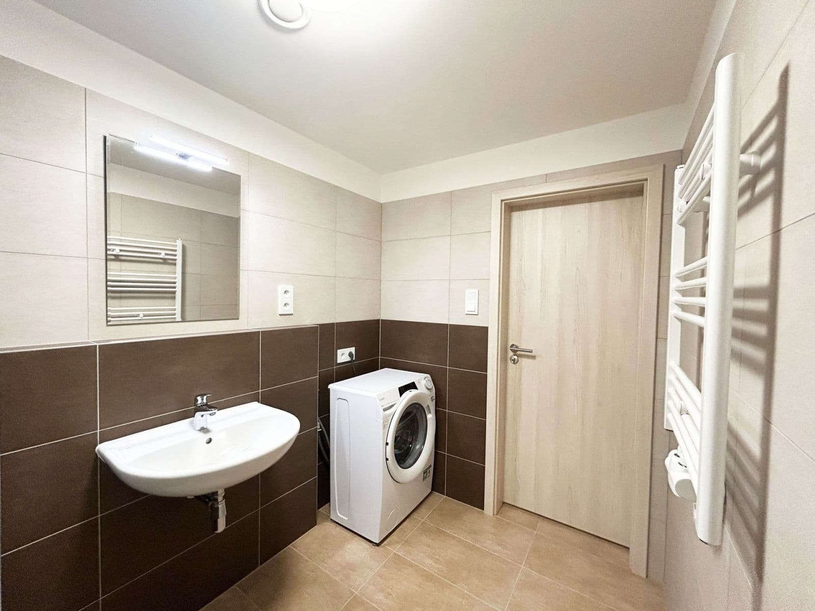 Pronájem bytu 3+kk 72 m², Strančická, Praha, Praha Pronájem bytu 3+kk 72 m², Strančická, Praha, Praha