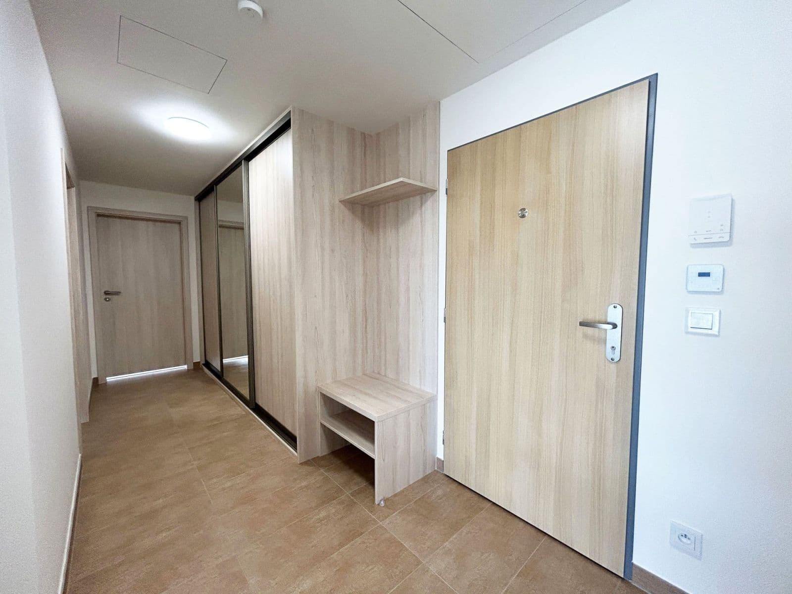 Pronájem bytu 3+kk 72 m², Strančická, Praha, Praha Pronájem bytu 3+kk 72 m², Strančická, Praha, Praha