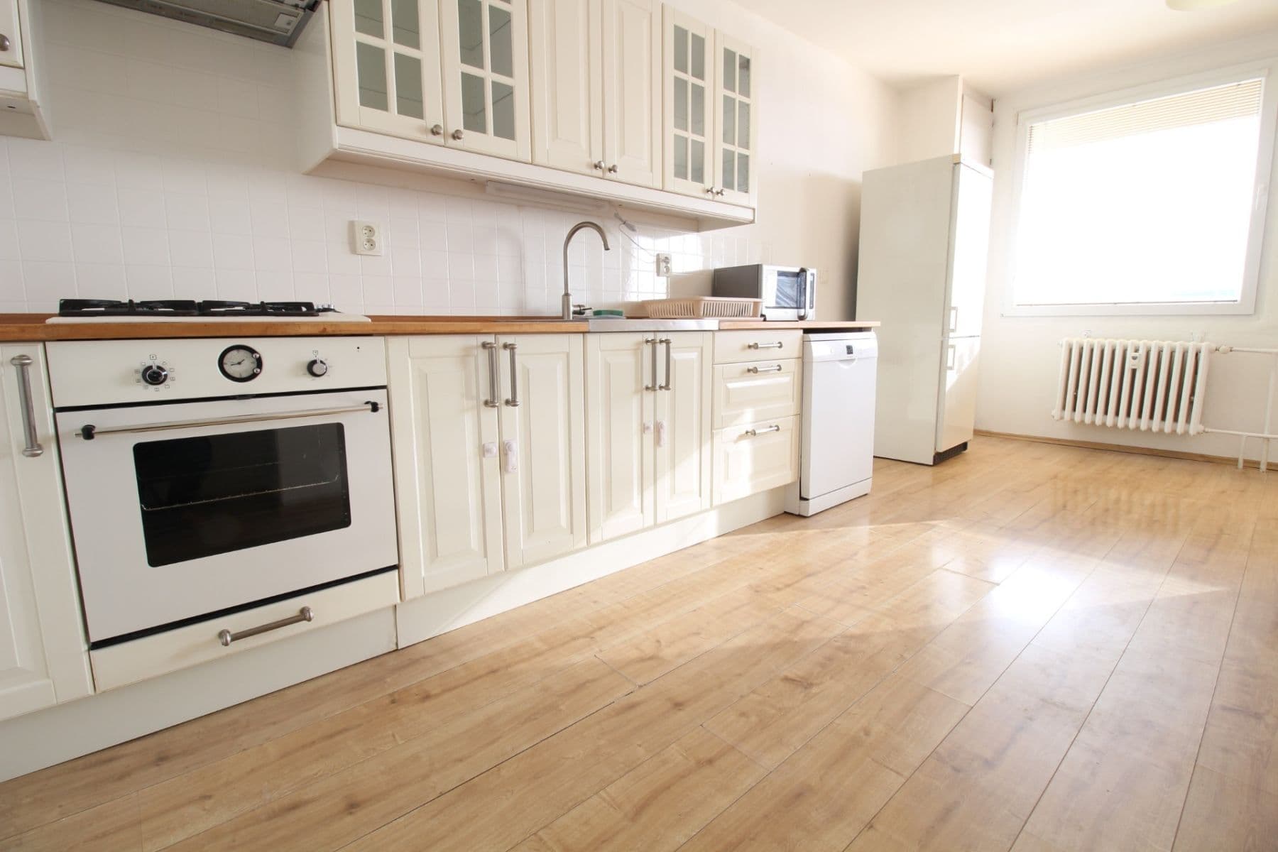 Pronájem bytu 3+kk 70 m², Radimovická, Praha, Praha Pronájem bytu 3+kk 70 m², Radimovická, Praha, Praha