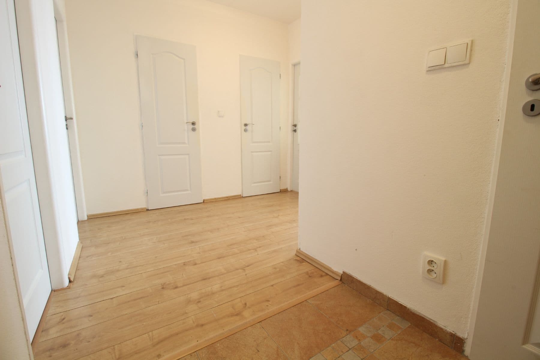 Pronájem bytu 3+kk 70 m², Radimovická, Praha, Praha Pronájem bytu 3+kk 70 m², Radimovická, Praha, Praha