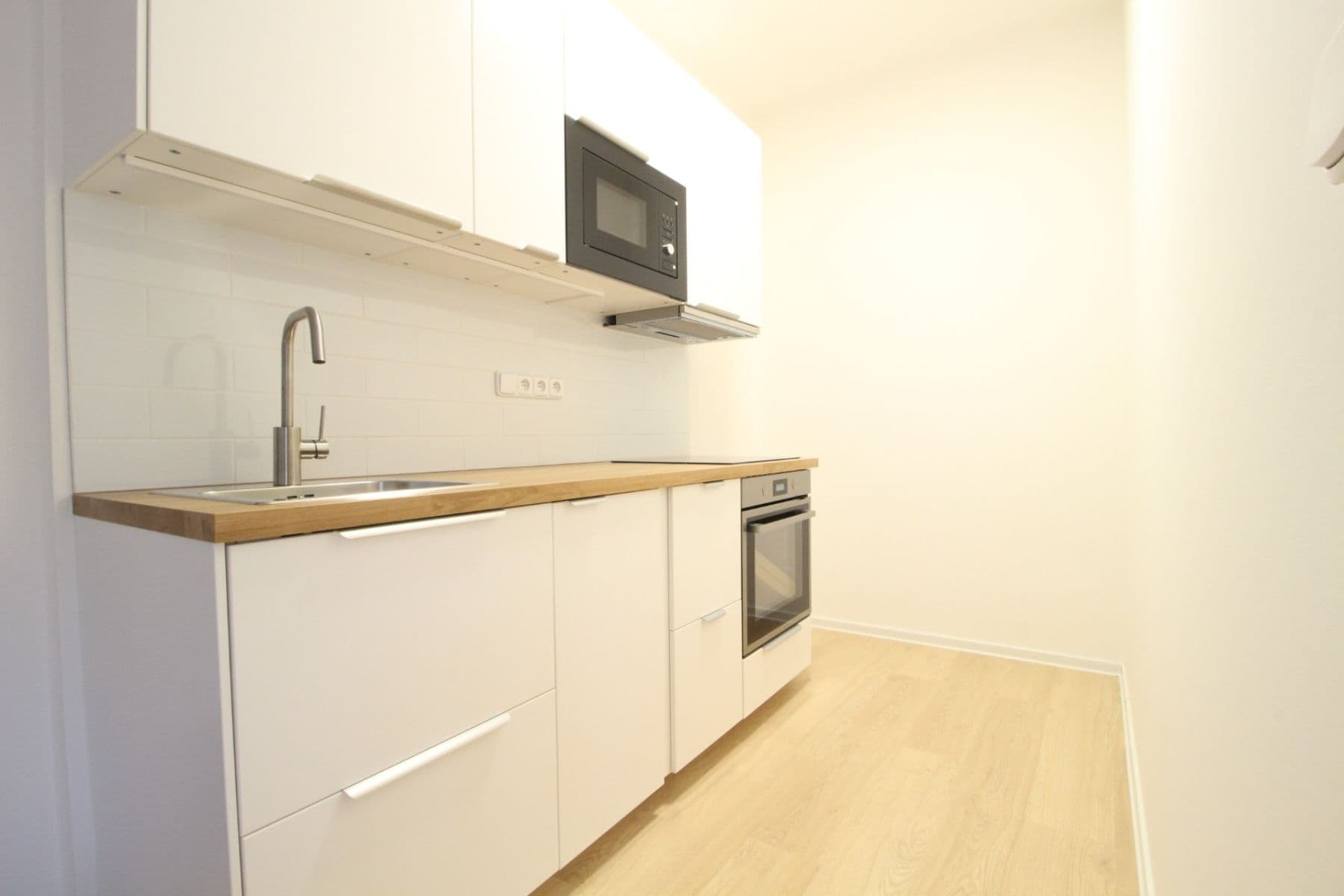 Pronájem bytu 2+kk 40 m², Koulova, Praha, Praha Pronájem bytu 2+kk 40 m², Koulova, Praha, Praha
