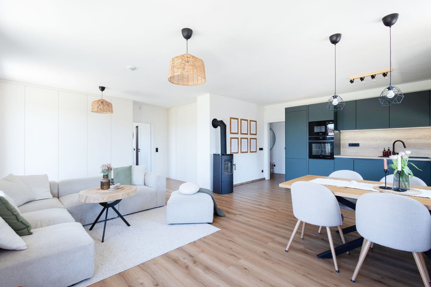 Prodej domu 144 m², pozemek 483 m², Bavoryně, Středočeský kraj Prodej domu 144 m², pozemek 483 m², Bavoryně, Středočeský kraj