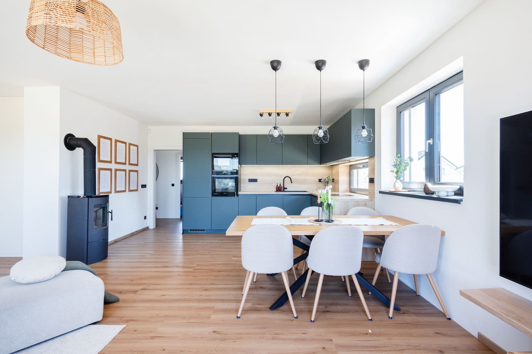 Prodej domu 144 m², pozemek 483 m², Bavoryně, Středočeský kraj Prodej domu 144 m², pozemek 483 m², Bavoryně, Středočeský kraj