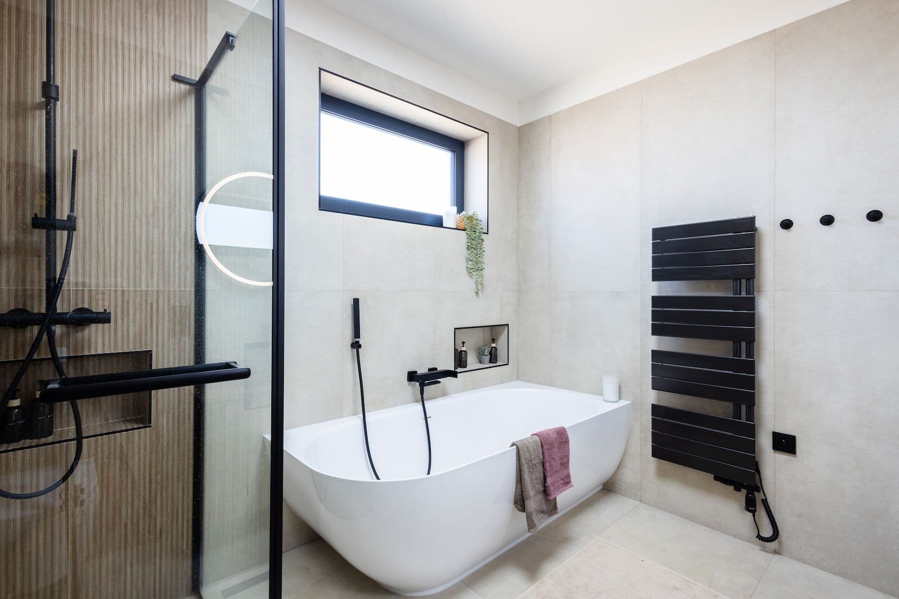 Prodej domu 144 m², pozemek 483 m², Bavoryně, Středočeský kraj Prodej domu 144 m², pozemek 483 m², Bavoryně, Středočeský kraj