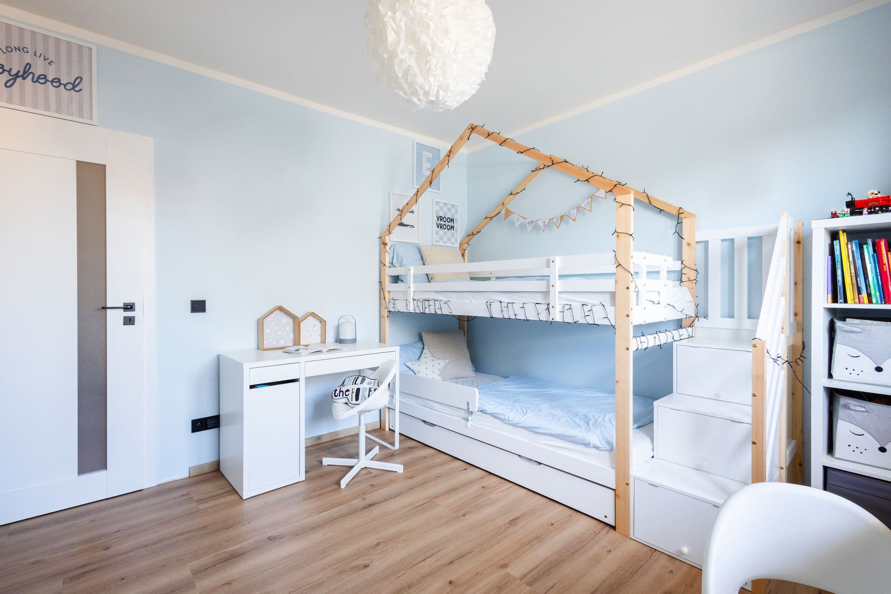 Prodej domu 144 m², pozemek 483 m², Bavoryně, Středočeský kraj Prodej domu 144 m², pozemek 483 m², Bavoryně, Středočeský kraj