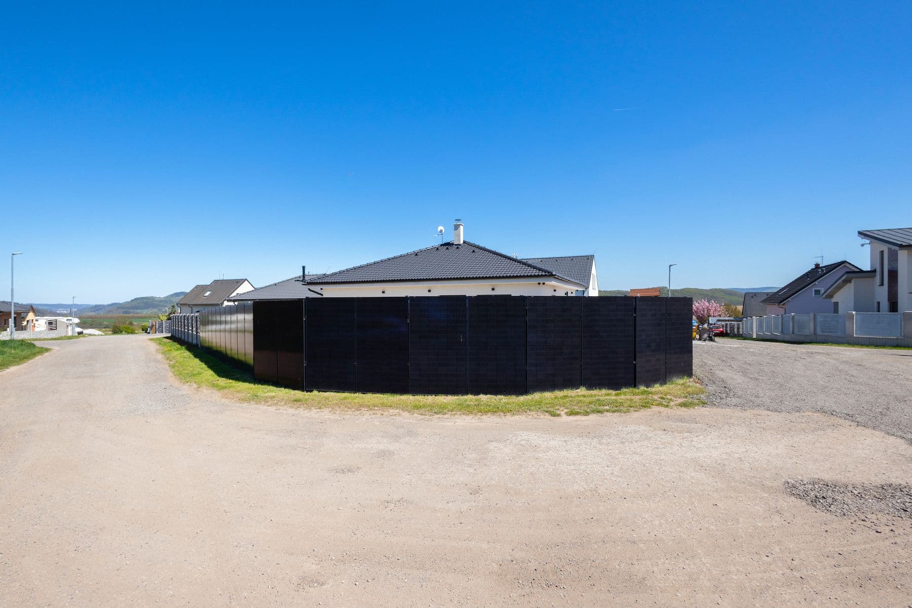 Prodej domu 144 m², pozemek 483 m², Bavoryně, Středočeský kraj Prodej domu 144 m², pozemek 483 m², Bavoryně, Středočeský kraj