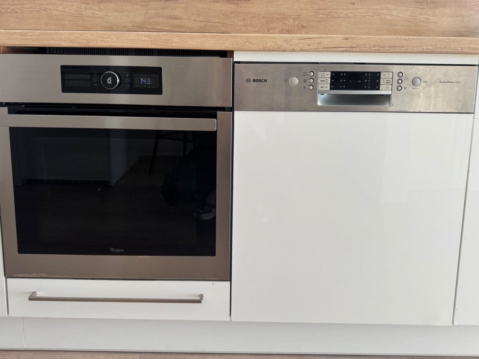 Pronájem bytu 1+kk 42 m², Hřbitovní, Plzeň, Plzeňský kraj Pronájem bytu 1+kk 42 m², Hřbitovní, Plzeň, Plzeňský kraj