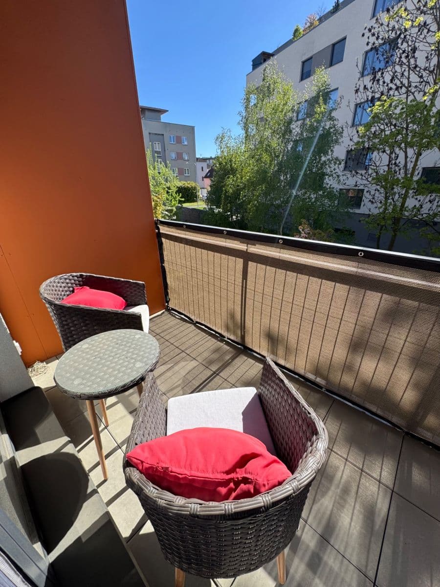 Pronájem bytu 1+kk 42 m², Hřbitovní, Plzeň, Plzeňský kraj Pronájem bytu 1+kk 42 m², Hřbitovní, Plzeň, Plzeňský kraj