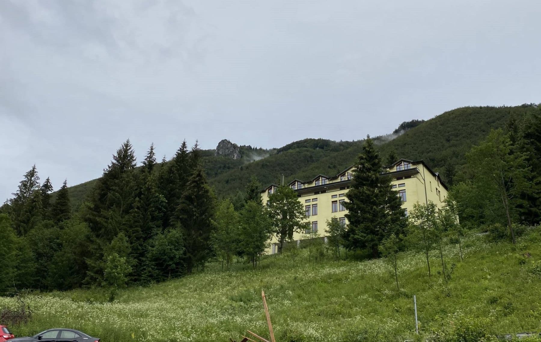 Prodej nebytového prostoru 8.000 m², Terchová, Žilinský kraj Prodej nebytového prostoru 8.000 m², Terchová, Žilinský kraj