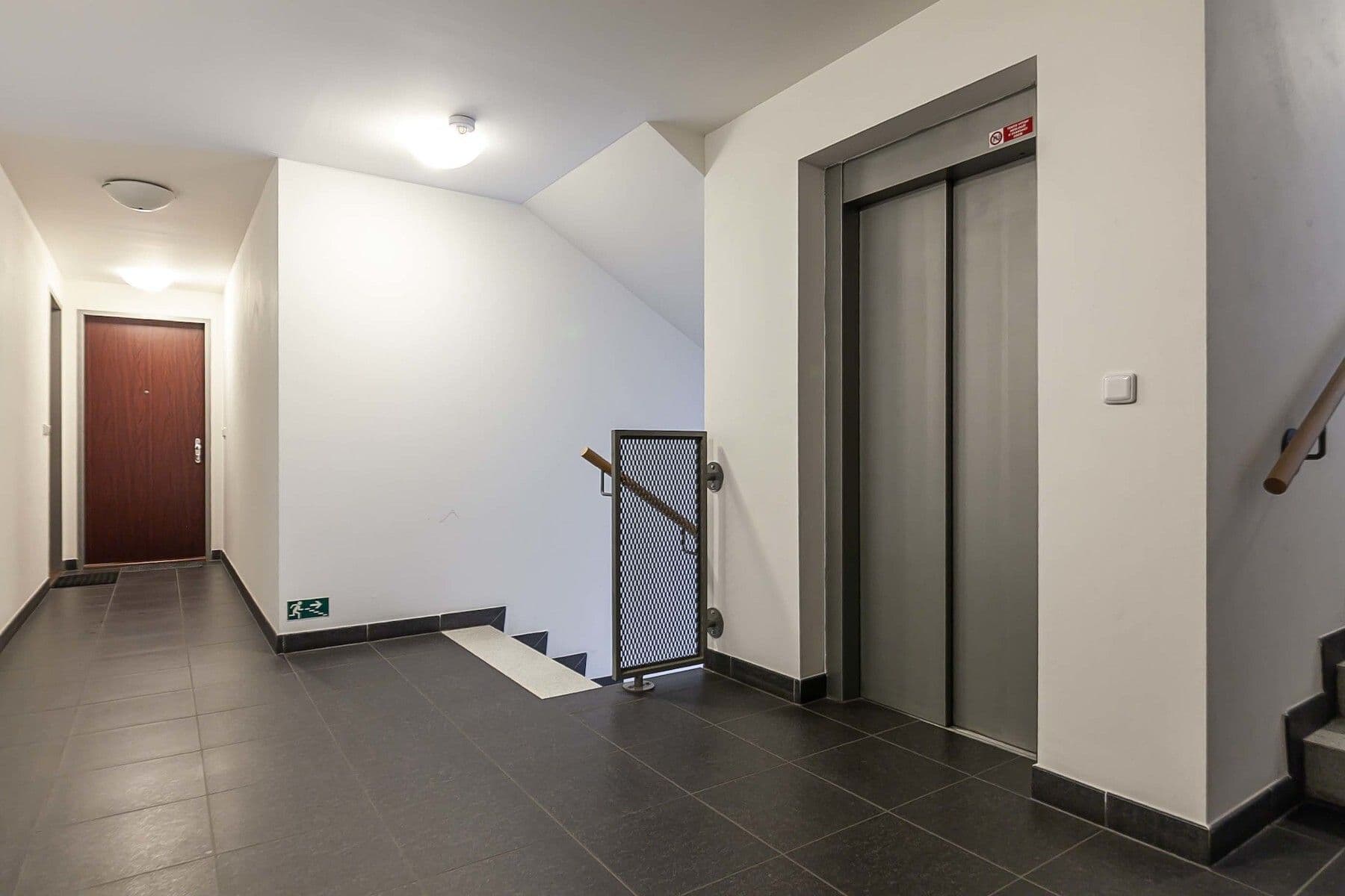 Prodej bytu 3+kk 101 m², Brabcova, Praha, Praha Prodej bytu 3+kk 101 m², Brabcova, Praha, Praha