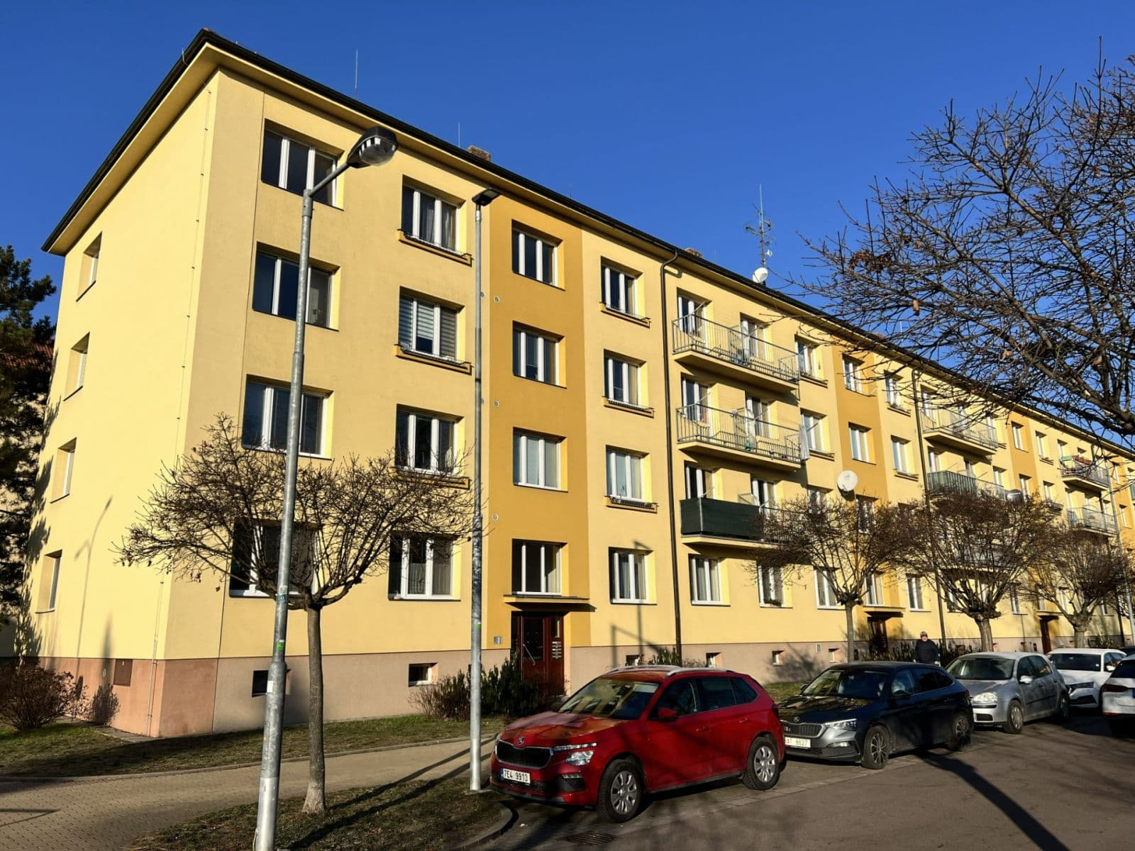 Prodej bytu 3+1 77 m², Benešovo náměstí, Pardubice, Pardubický kraj Prodej bytu 3+1 77 m², Benešovo náměstí, Pardubice, Pardubický kraj