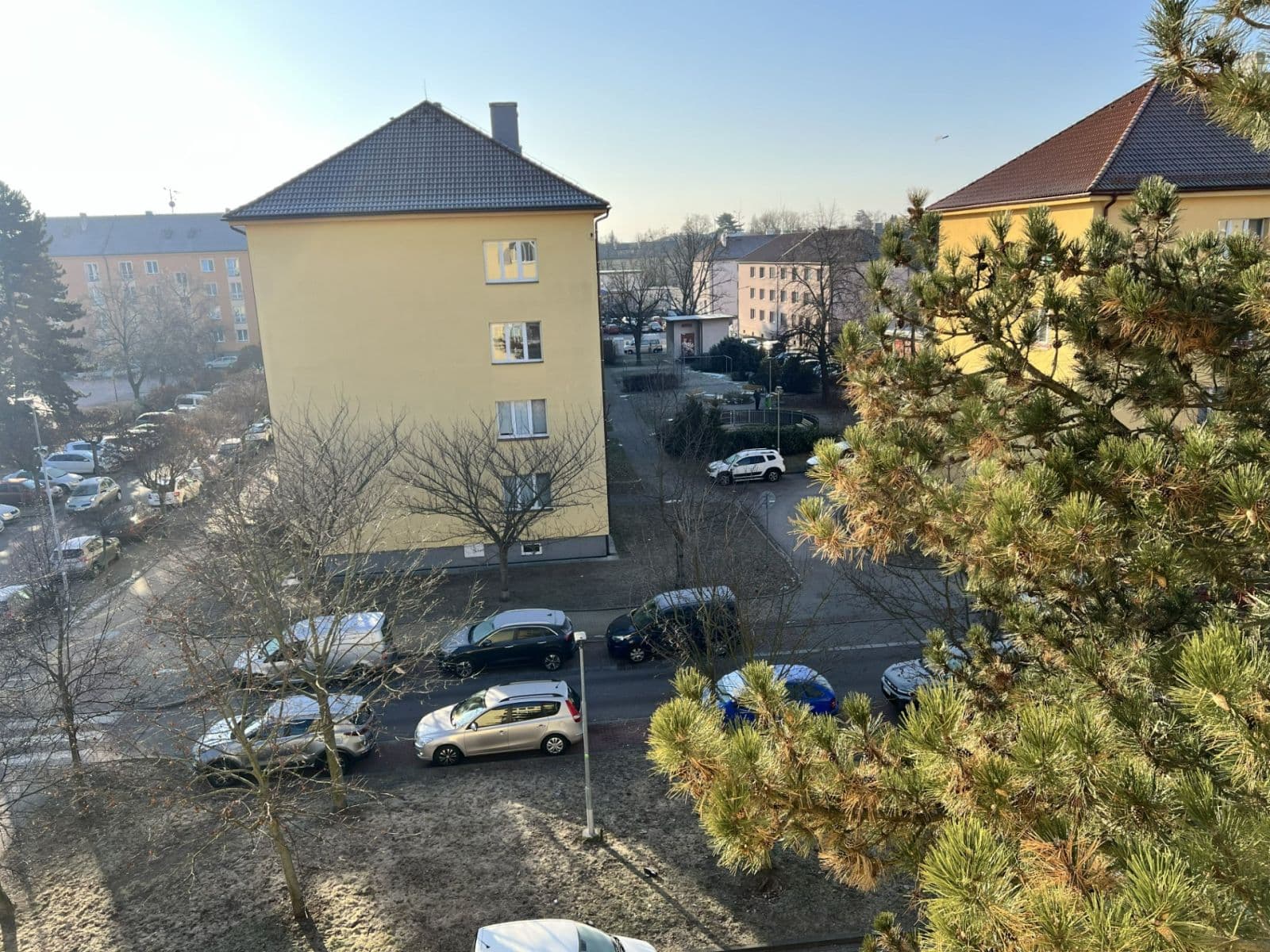 Prodej bytu 3+1 77 m², Benešovo náměstí, Pardubice, Pardubický kraj Prodej bytu 3+1 77 m², Benešovo náměstí, Pardubice, Pardubický kraj