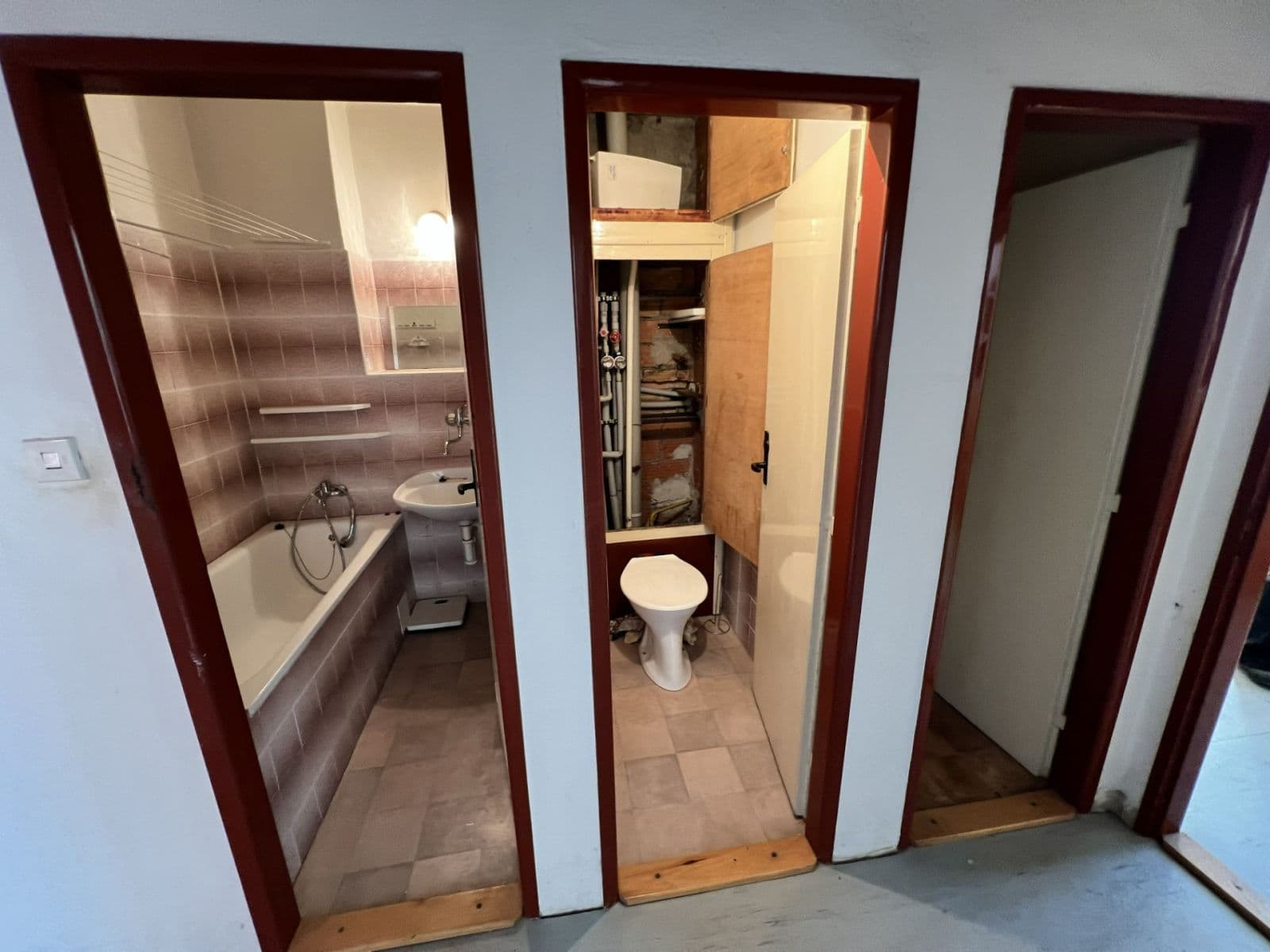 Prodej bytu 3+1 77 m², Benešovo náměstí, Pardubice, Pardubický kraj Prodej bytu 3+1 77 m², Benešovo náměstí, Pardubice, Pardubický kraj