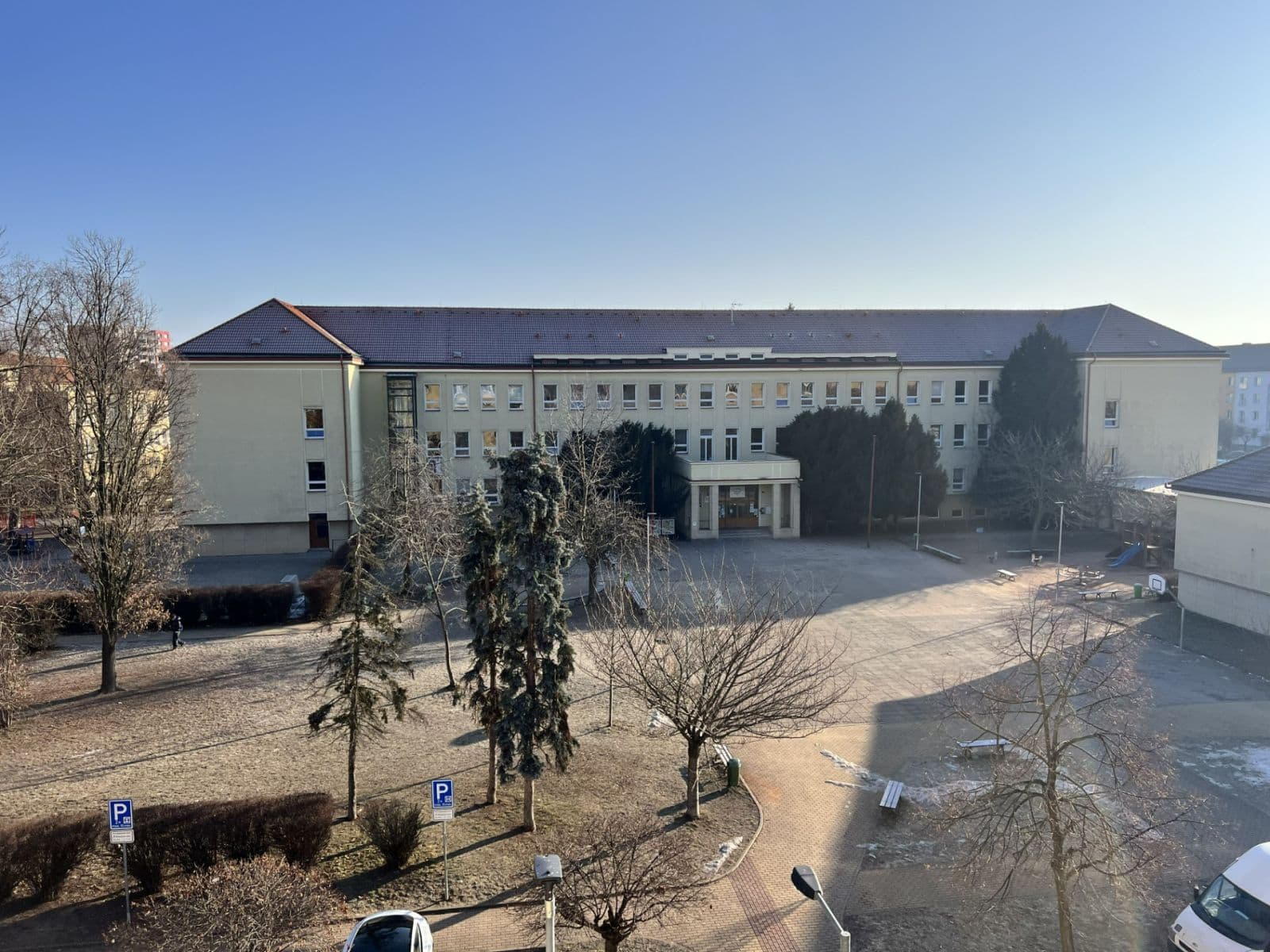 Prodej bytu 3+1 77 m², Benešovo náměstí, Pardubice, Pardubický kraj Prodej bytu 3+1 77 m², Benešovo náměstí, Pardubice, Pardubický kraj