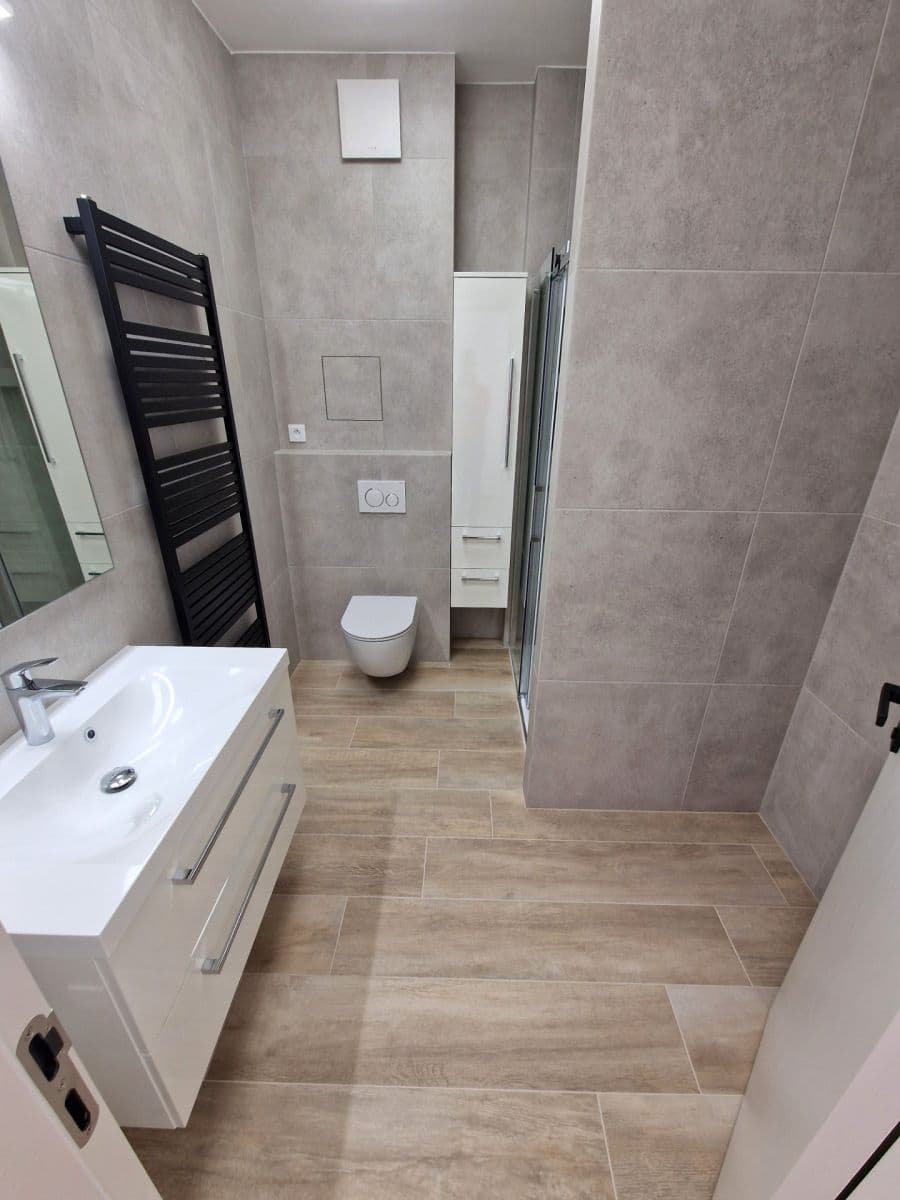 Pronájem bytu 2+kk 37 m², U Kříže, Praha, Praha Pronájem bytu 2+kk 37 m², U Kříže, Praha, Praha