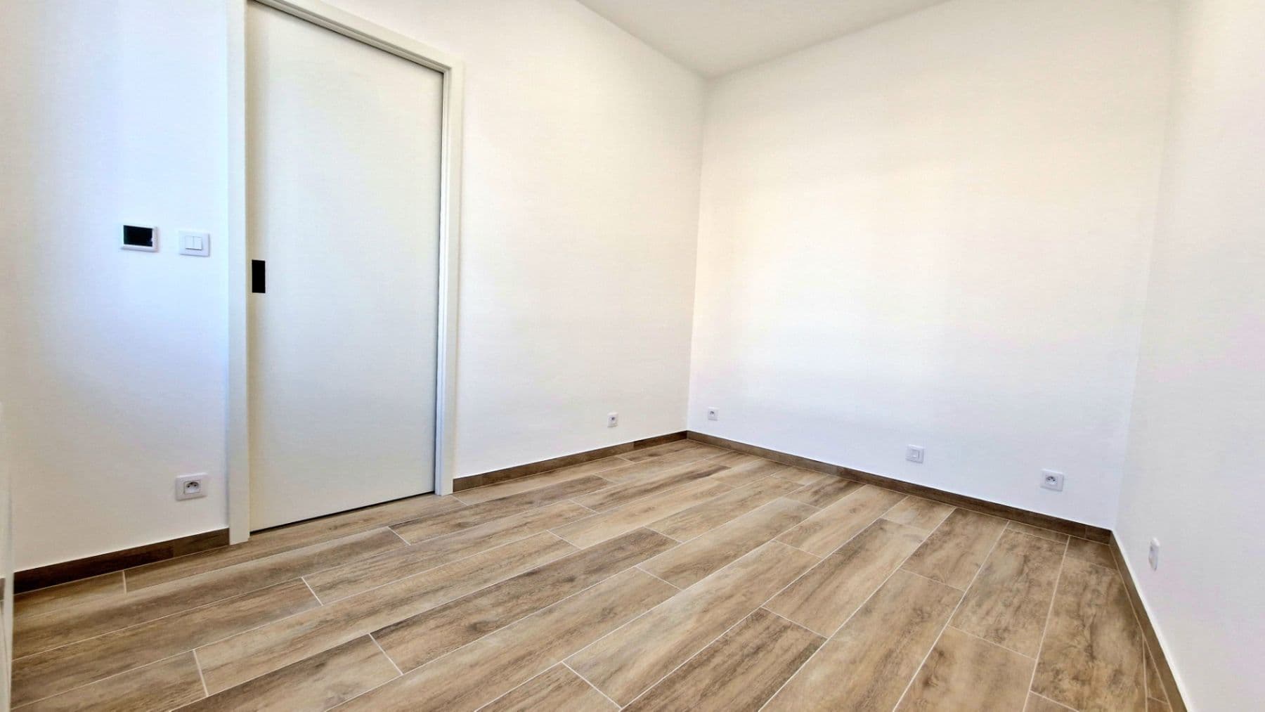 Pronájem bytu 2+kk 37 m², U Kříže, Praha, Praha Pronájem bytu 2+kk 37 m², U Kříže, Praha, Praha