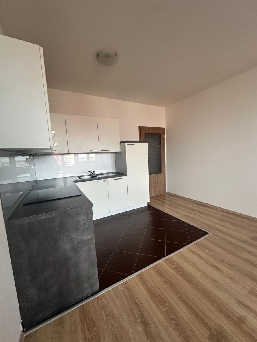 Pronájem bytu 1+kk 36 m², Davidovičova, Praha, Praha Pronájem bytu 1+kk 36 m², Davidovičova, Praha, Praha