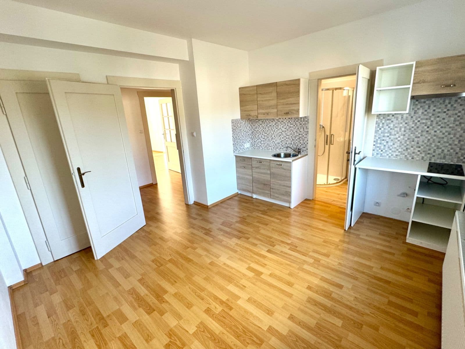 Pronájem bytu 2+kk 42 m², Na Zvoničce, Praha, Praha Pronájem bytu 2+kk 42 m², Na Zvoničce, Praha, Praha