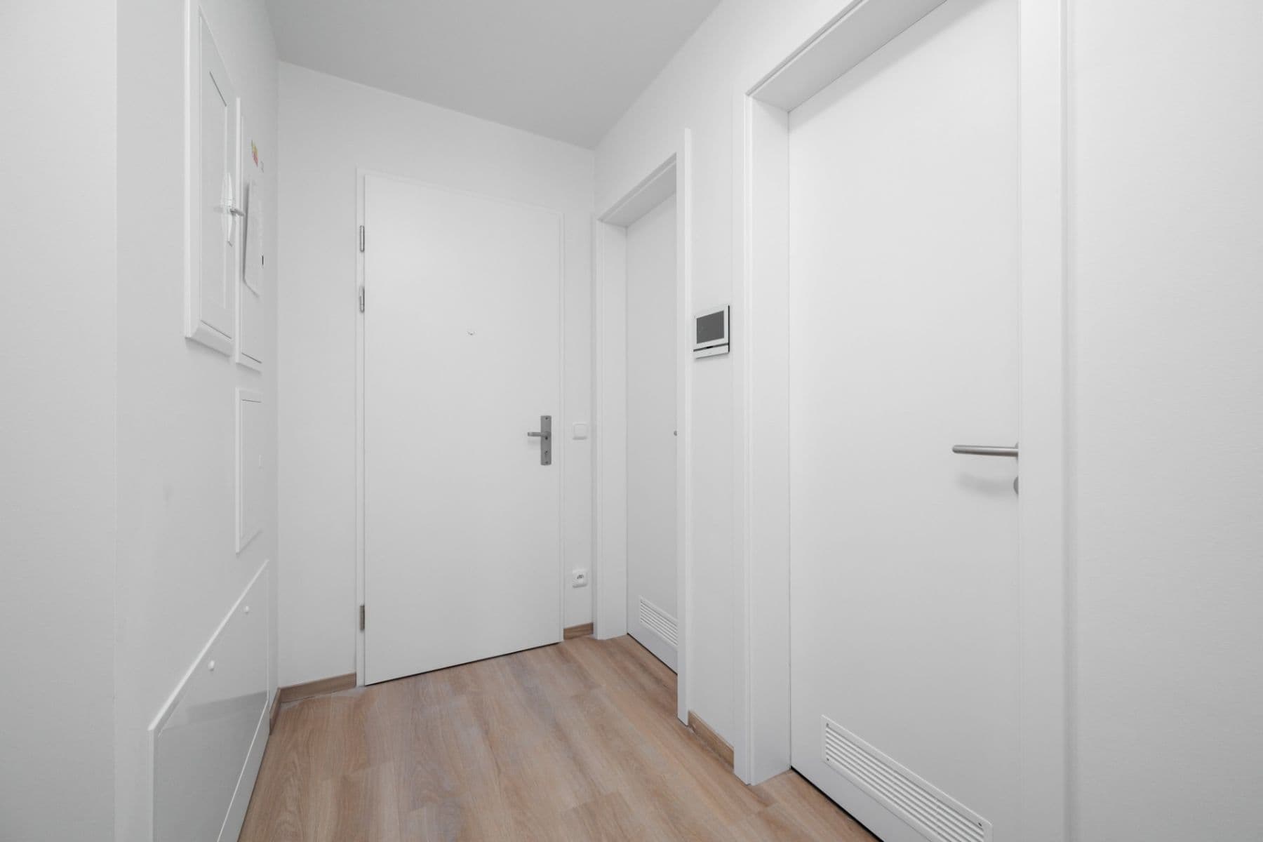 Pronájem bytu 1+kk 42 m², Nová osada, Jablonec nad Nisou, Liberecký kraj Pronájem bytu 1+kk 42 m², Nová osada, Jablonec nad Nisou, Liberecký kraj