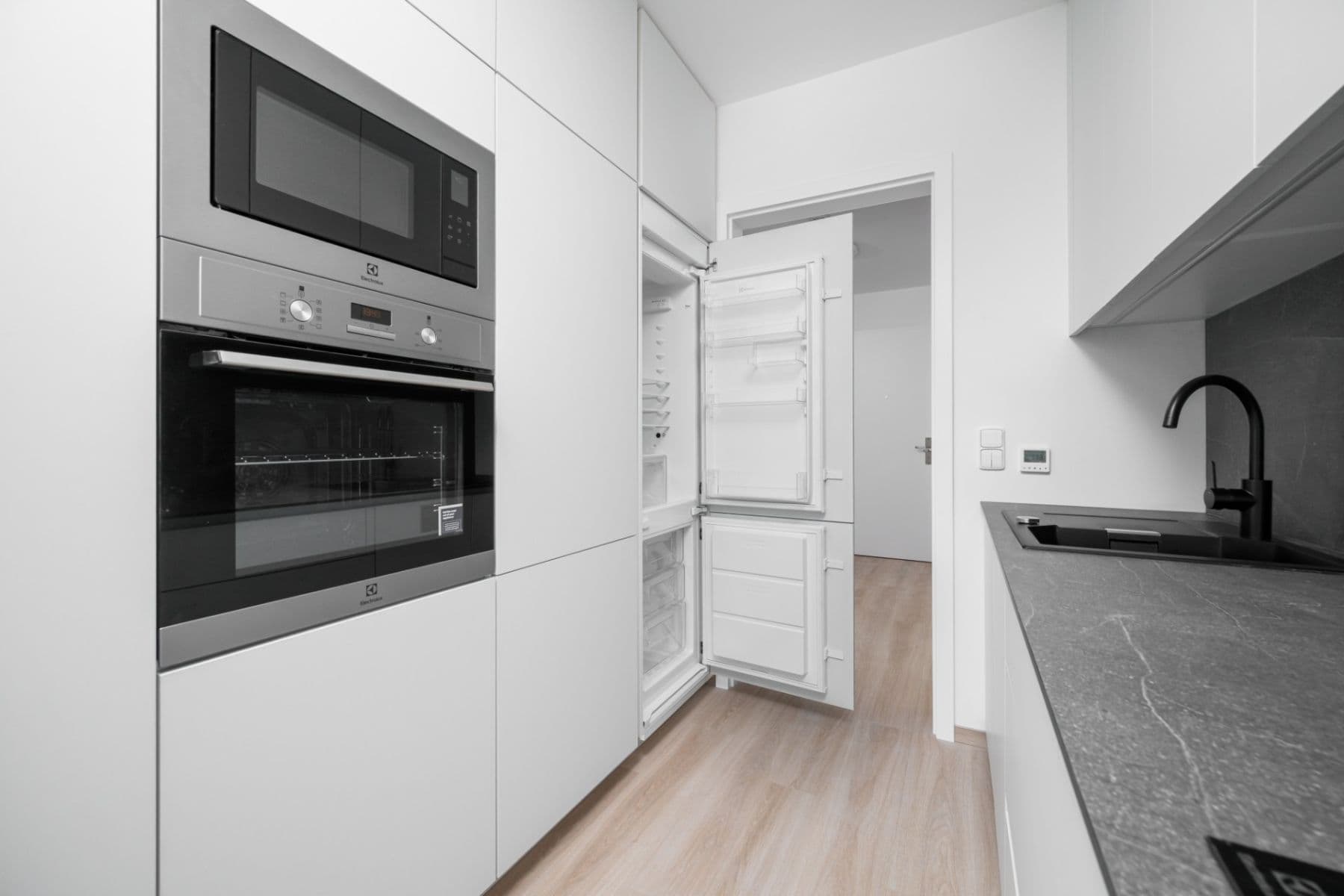 Pronájem bytu 1+kk 42 m², Nová osada, Jablonec nad Nisou, Liberecký kraj Pronájem bytu 1+kk 42 m², Nová osada, Jablonec nad Nisou, Liberecký kraj