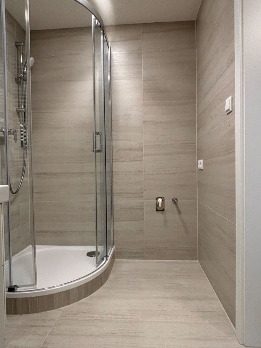 Pronájem bytu 1+kk 33 m², Poděbradská, Praha, Praha Pronájem bytu 1+kk 33 m², Poděbradská, Praha, Praha
