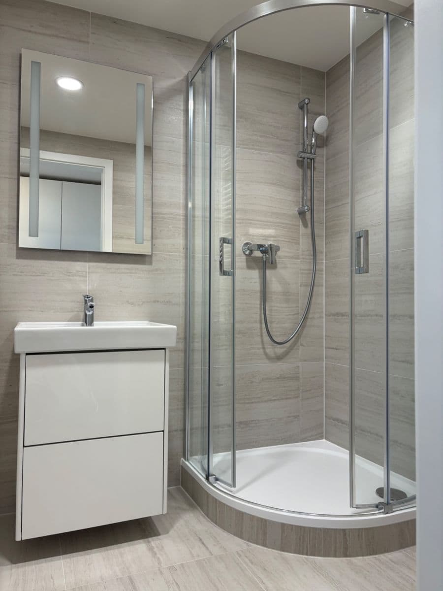 Pronájem bytu 1+kk 33 m², Poděbradská, Praha, Praha Pronájem bytu 1+kk 33 m², Poděbradská, Praha, Praha