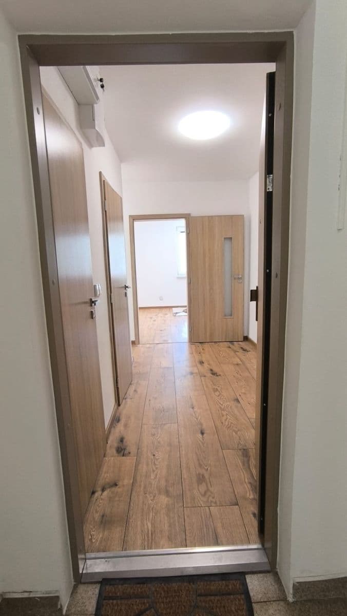 Pronájem bytu 3+kk 57 m², Volgogradská, Ostrava, Moravskoslezský kraj Pronájem bytu 3+kk 57 m², Volgogradská, Ostrava, Moravskoslezský kraj