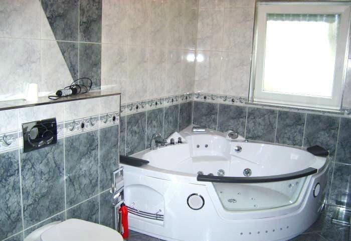 Prodej domu 345 m², pozemek 584 m², Kaiserslautern-Erlenbach, Porýní-Falc Prodej domu 345 m², pozemek 584 m², Kaiserslautern-Erlenbach, Porýní-Falc