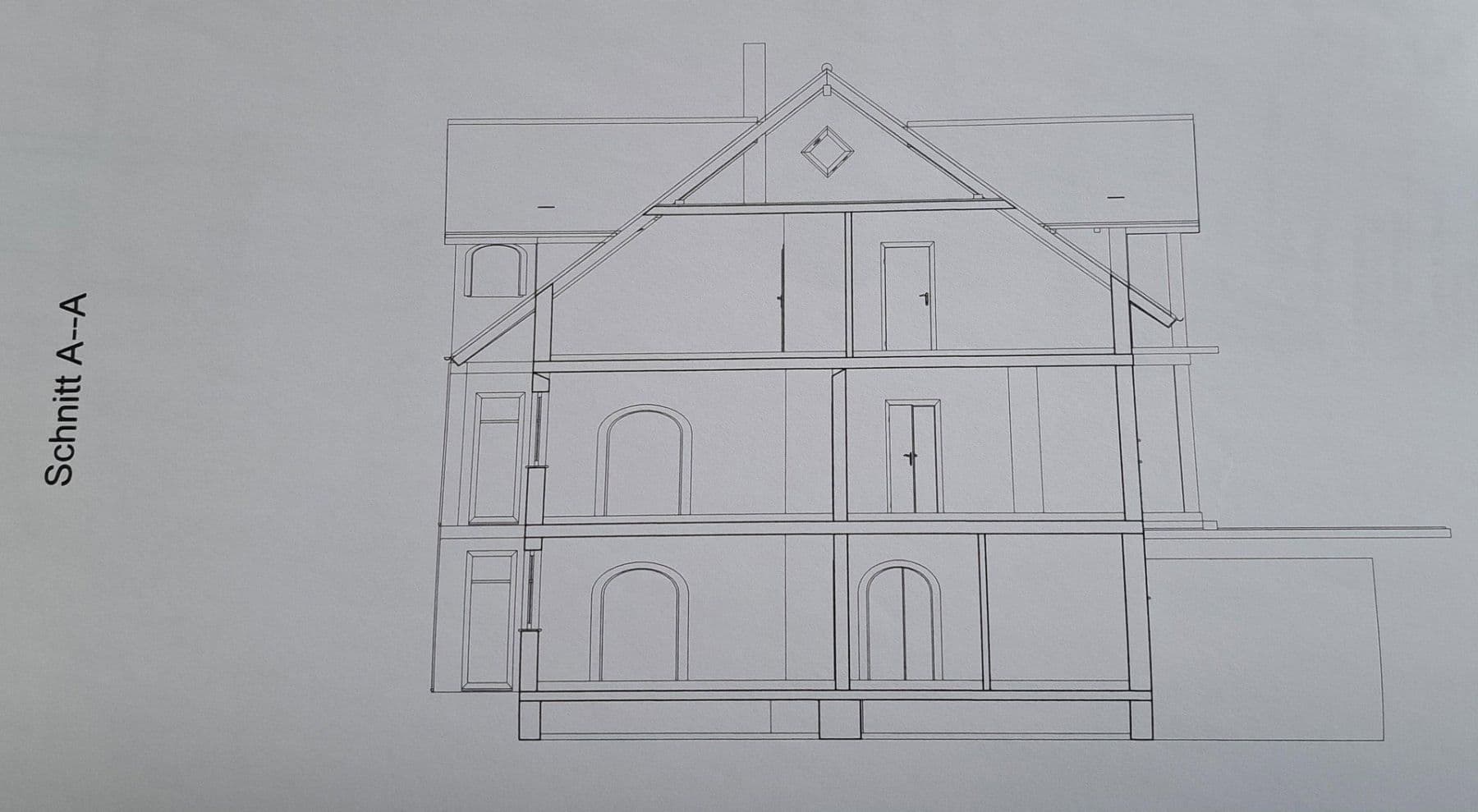Prodej domu 345 m², pozemek 584 m², Kaiserslautern-Erlenbach, Porýní-Falc Prodej domu 345 m², pozemek 584 m², Kaiserslautern-Erlenbach, Porýní-Falc