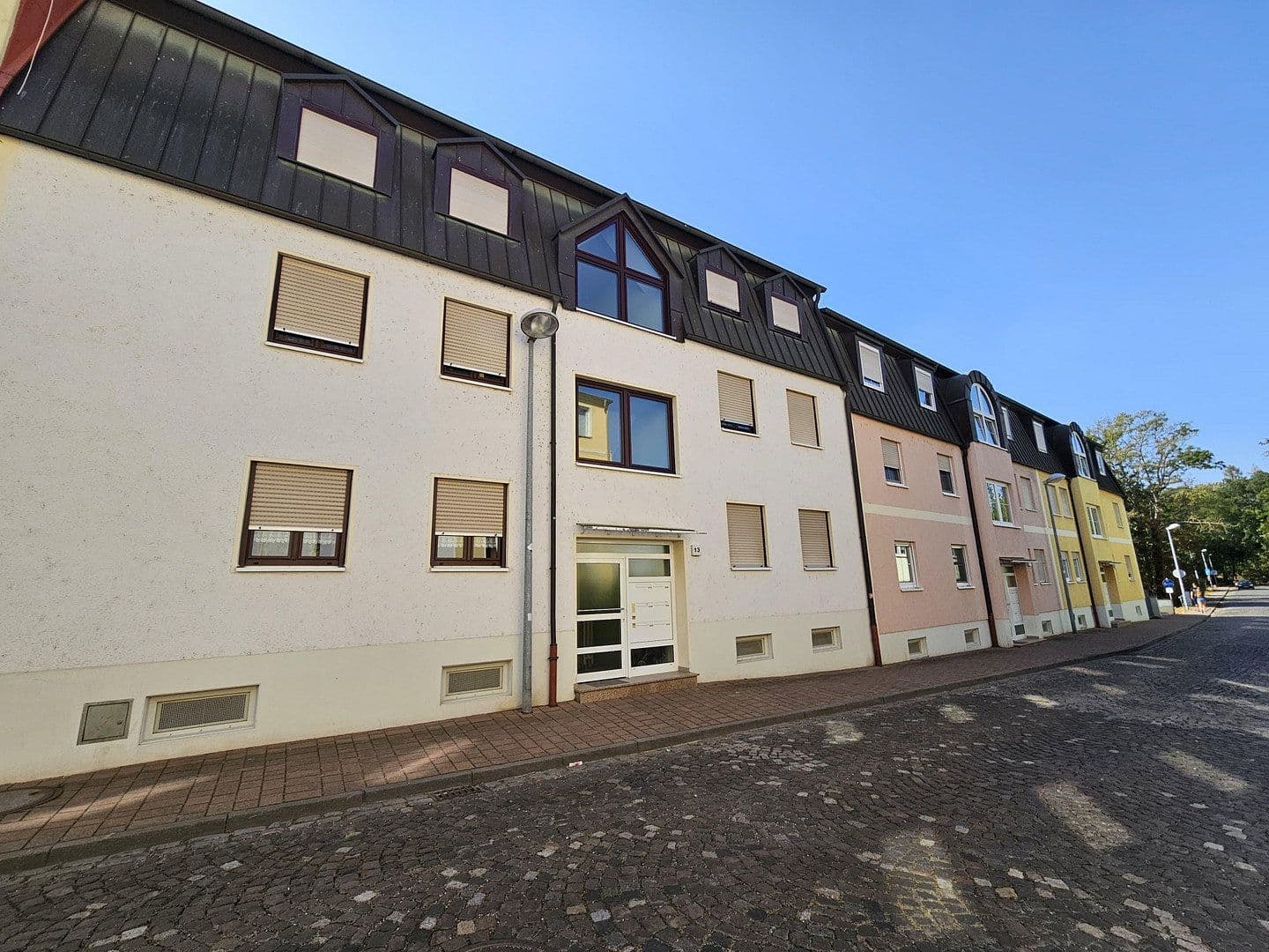 Pronájem bytu 2+1 58 m², Graf-Wiprecht-Strasse 15, Groitzsch, Sasko Pronájem bytu 2+1 58 m², Graf-Wiprecht-Strasse 15, Groitzsch, Sasko