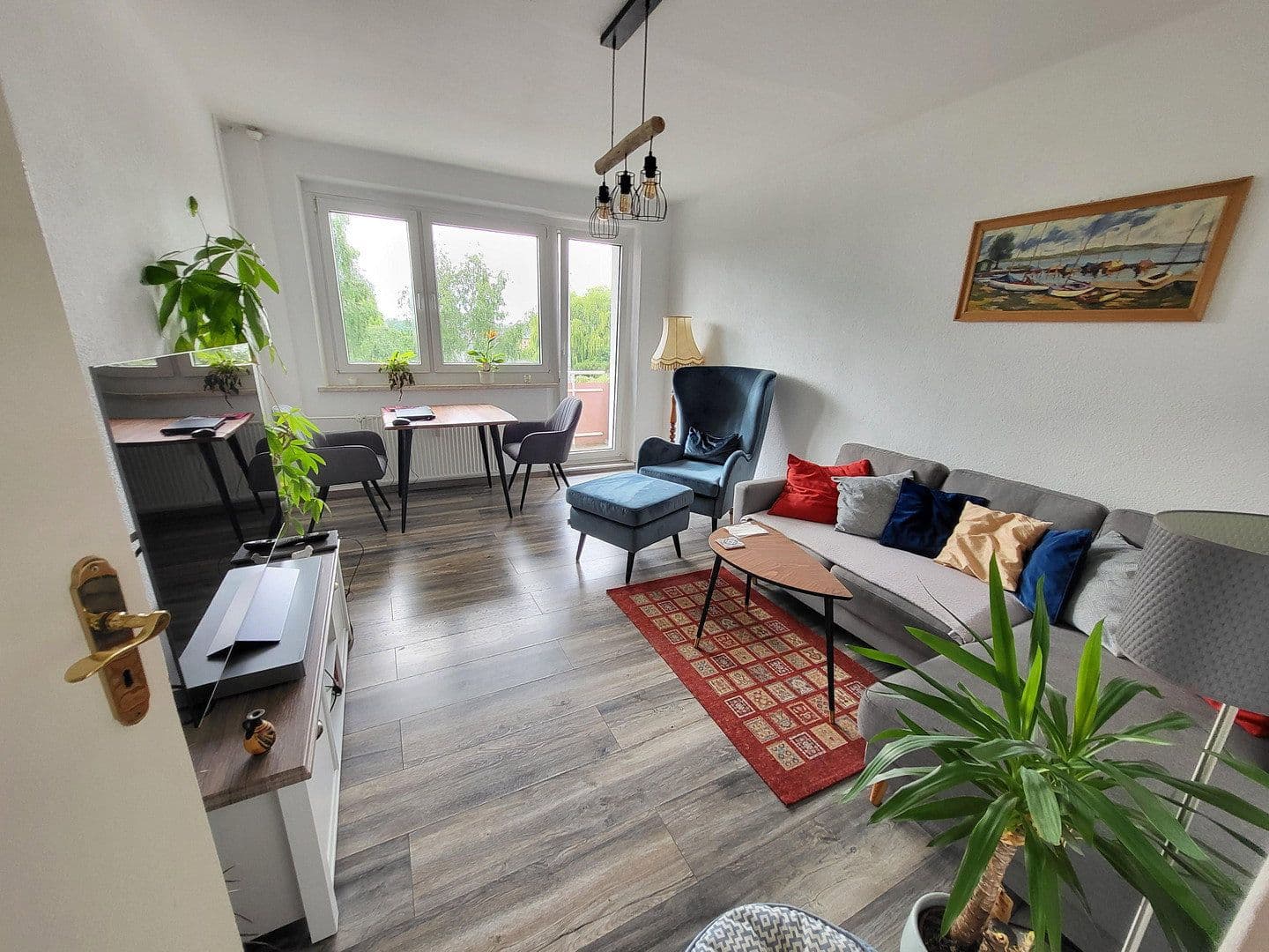 Pronájem bytu 3+1 60 m², Hans-Beimler-Str. 31, Greifswald, Mecklenburg-Vorpommern Pronájem bytu 3+1 60 m², Hans-Beimler-Str. 31, Greifswald, Mecklenburg-Vorpommern