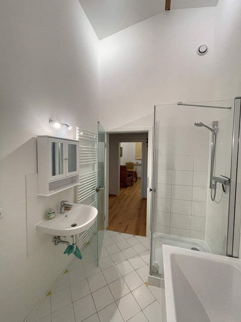 Prodej domu 245 m², pozemek 2.000 m², Rohrstorf 1, Himbergen, Dolní Sasko Prodej domu 245 m², pozemek 2.000 m², Rohrstorf 1, Himbergen, Dolní Sasko