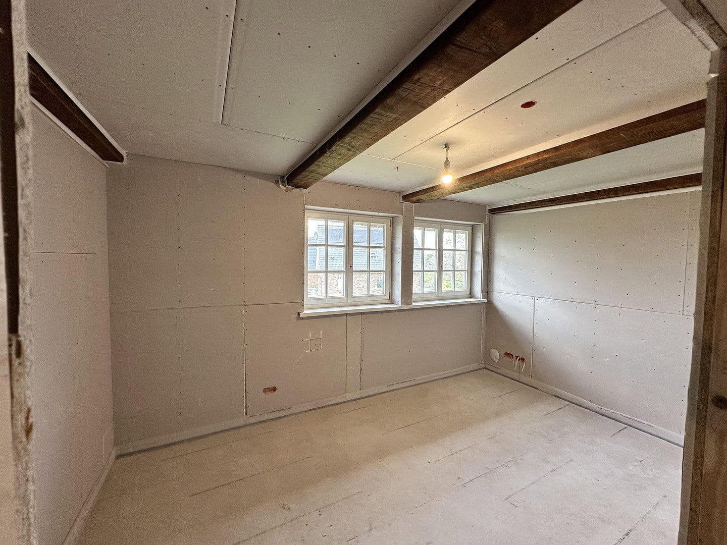 Pronájem bytu 4+kk 132 m², Hamburg, Hamburg Pronájem bytu 4+kk 132 m², Hamburg, Hamburg