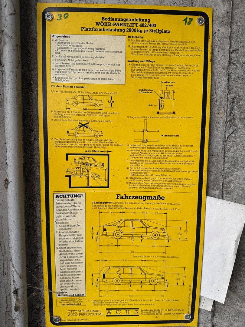 Prodej garáže, Krummenackerstr. 123, Esslingen am Neckar, Bádensko-Württembersko Prodej garáže, Krummenackerstr. 123, Esslingen am Neckar, Bádensko-Württembersko