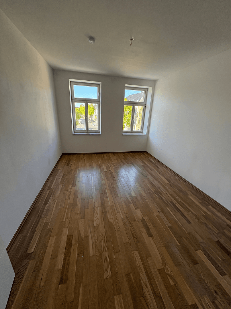 Pronájem bytu 2+1 58 m², Engelsdorfer Straße, Leipzig, Sasko Pronájem bytu 2+1 58 m², Engelsdorfer Straße, Leipzig, Sasko