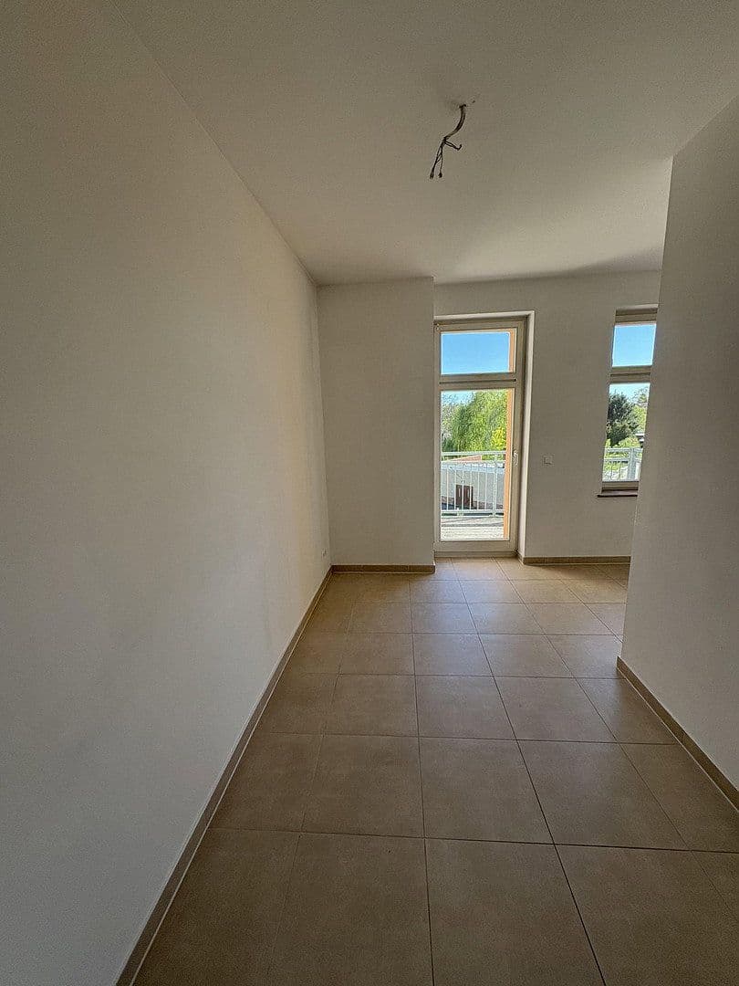 Pronájem bytu 2+1 58 m², Engelsdorfer Straße, Leipzig, Sasko Pronájem bytu 2+1 58 m², Engelsdorfer Straße, Leipzig, Sasko