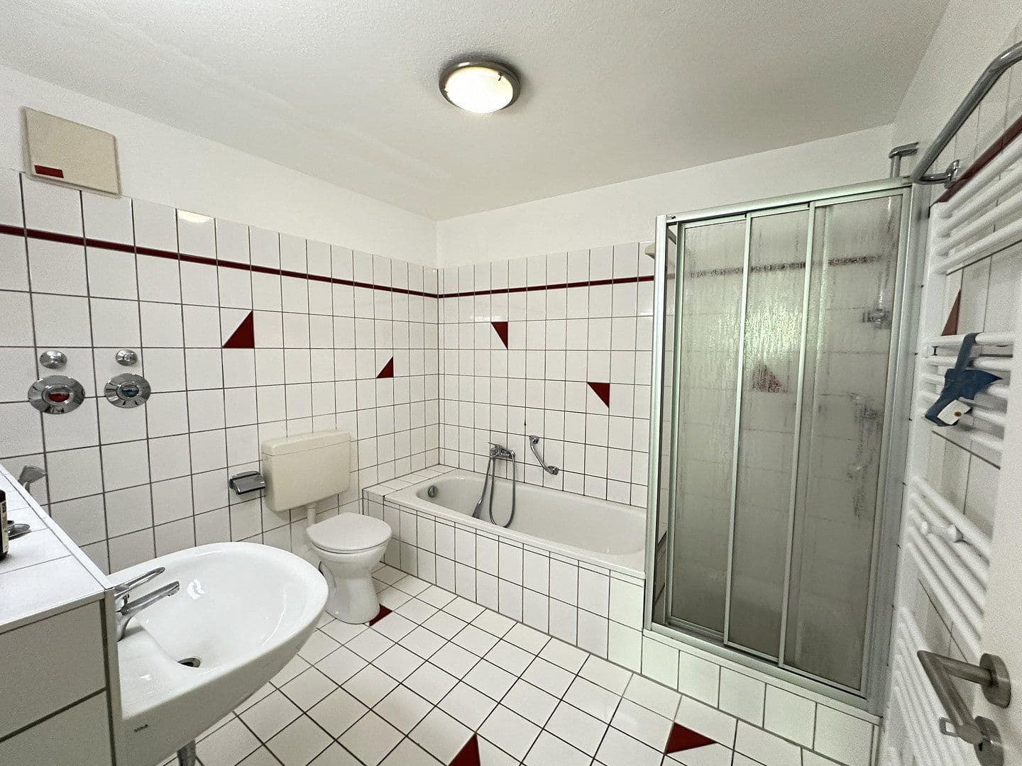 Prodej bytu 4+1 106 m², Wolfringstr. 14, Fürth, Bavorsko Prodej bytu 4+1 106 m², Wolfringstr. 14, Fürth, Bavorsko