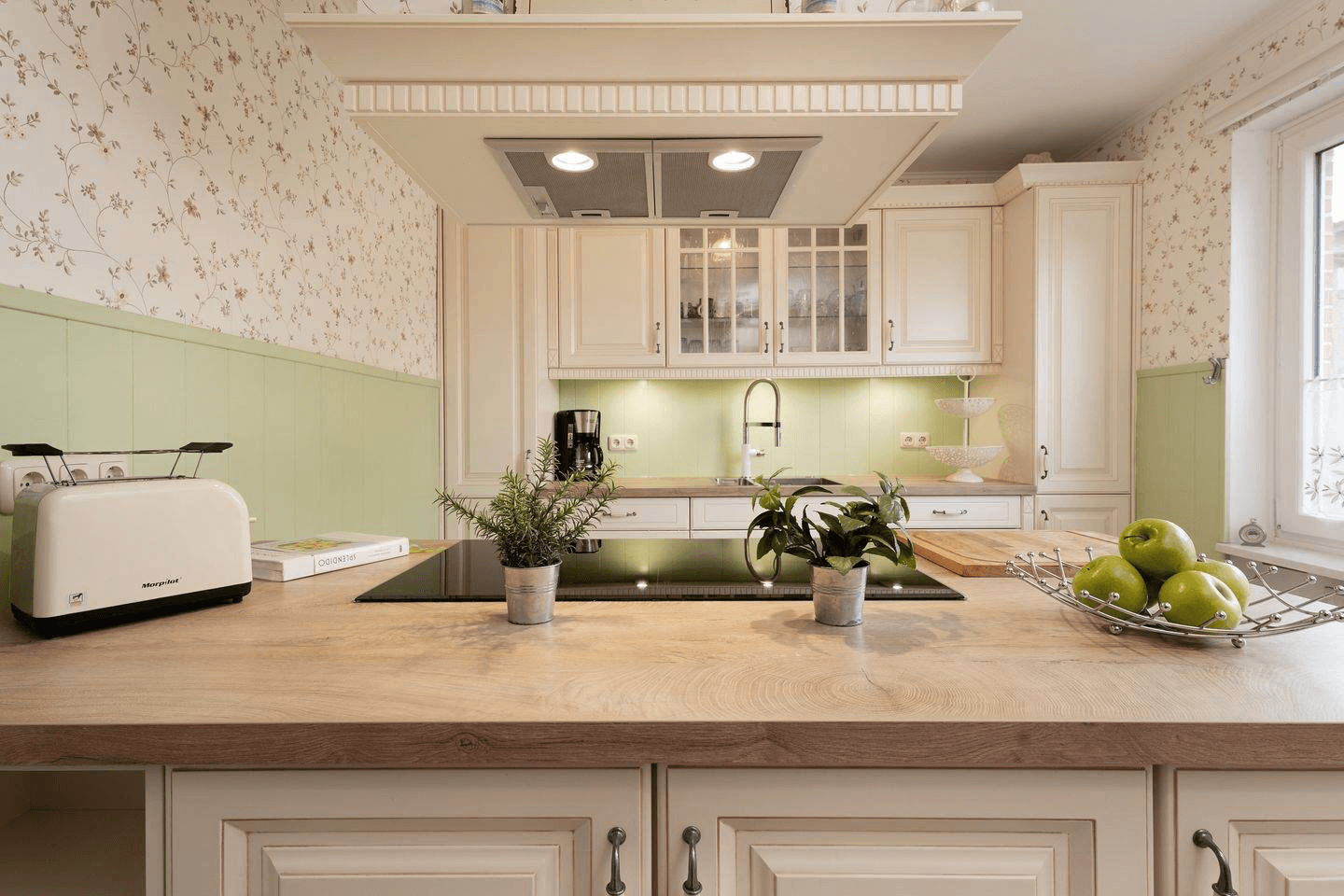 Prodej domu 264 m², pozemek 774 m², Malente-Neukirchen, Šlesvicko-Holštýnsko Prodej domu 264 m², pozemek 774 m², Malente-Neukirchen, Šlesvicko-Holštýnsko