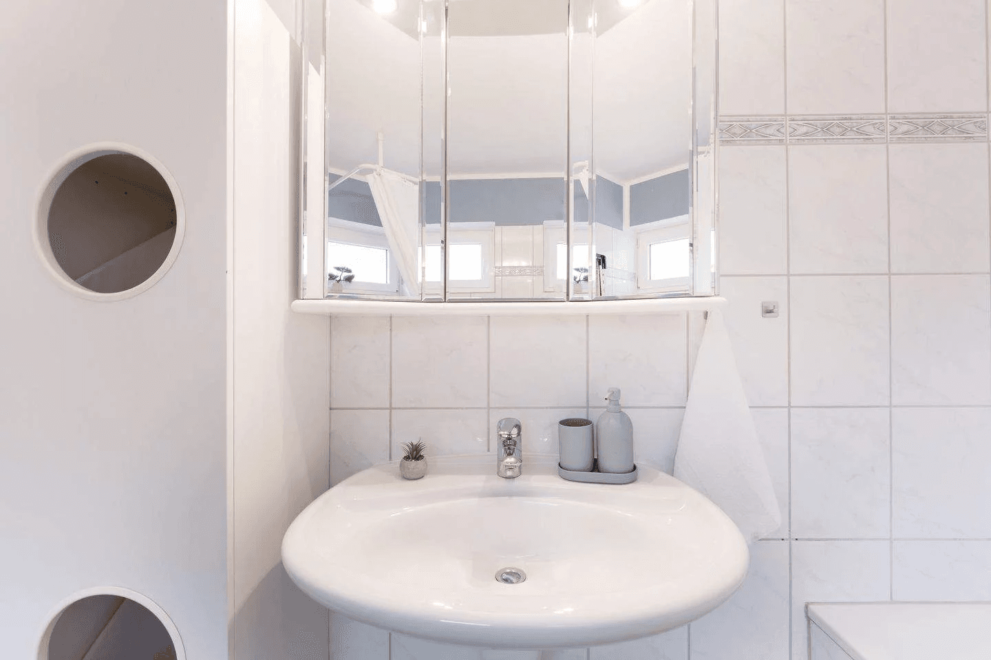 Prodej domu 264 m², pozemek 774 m², Malente-Neukirchen, Šlesvicko-Holštýnsko Prodej domu 264 m², pozemek 774 m², Malente-Neukirchen, Šlesvicko-Holštýnsko