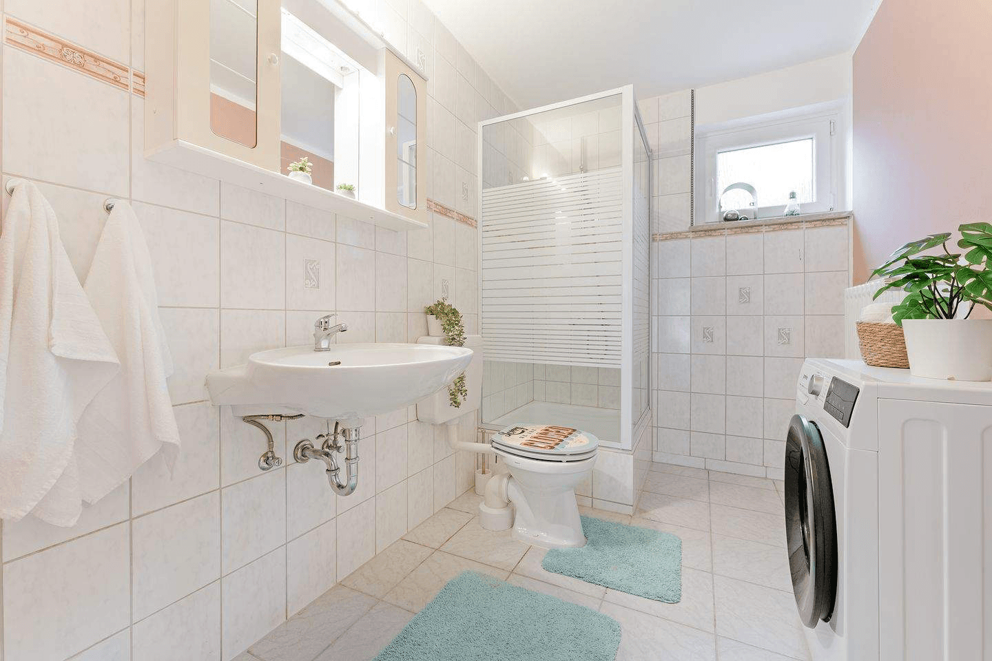 Prodej domu 264 m², pozemek 774 m², Malente-Neukirchen, Šlesvicko-Holštýnsko Prodej domu 264 m², pozemek 774 m², Malente-Neukirchen, Šlesvicko-Holštýnsko